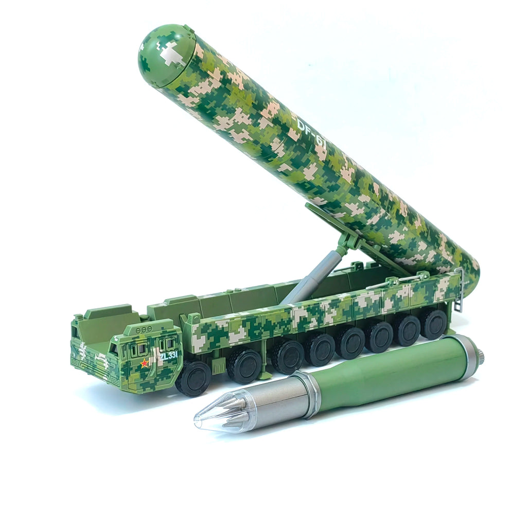 Military Tank/Armored Vehicle Transporter: T-90, Challenger 2, Merkava Plastic Micro-Scale Assembly Model Creative Gift