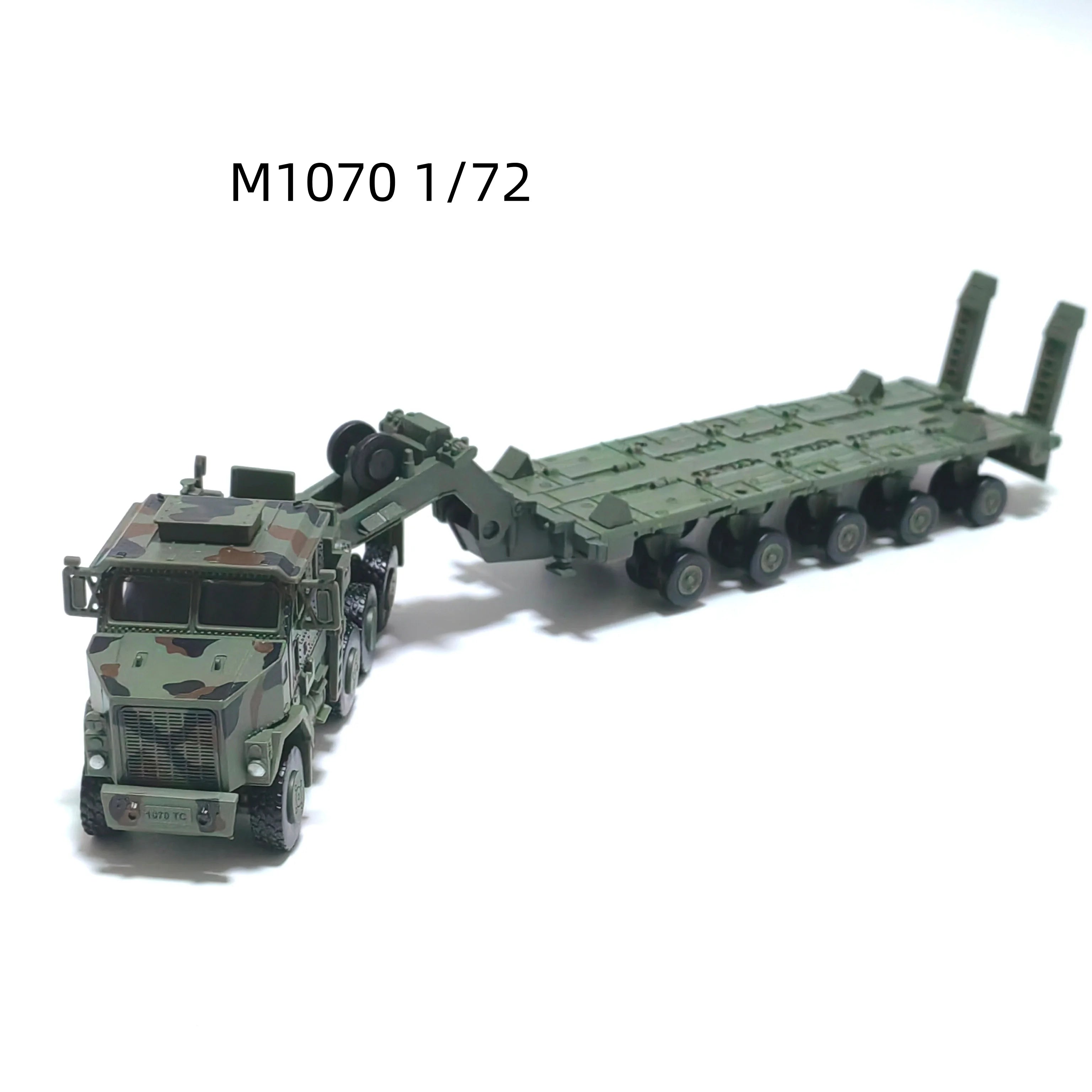 Military Tank/Armored Vehicle Transporter: T-90, Challenger 2, Merkava Plastic Micro-Scale Assembly Model Creative Gift